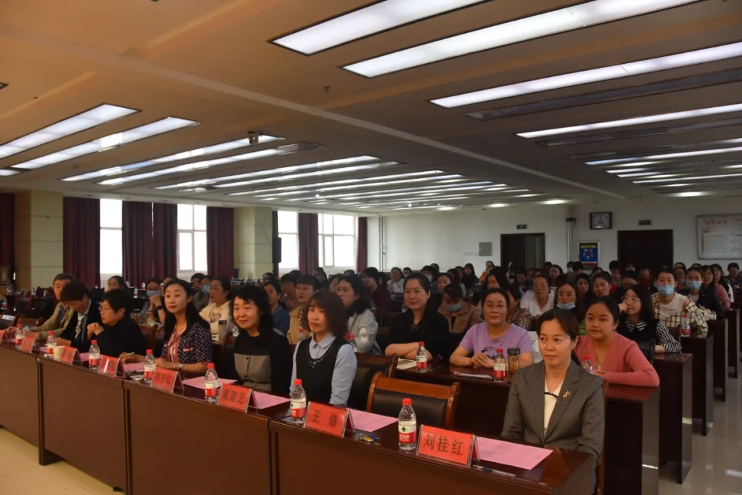 艳照门
召开2020年度  医德医风考评领导小组会议