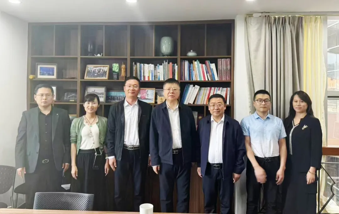 深化交流合作 助力医院全面发展 --艳照门
赴温州医科大学附属第一医院参观交流